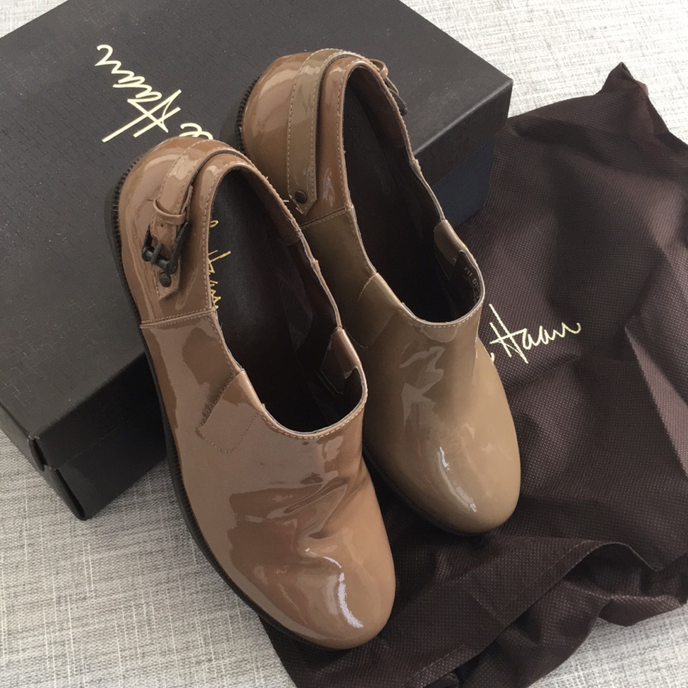 Cole Haan Waterproof Slip on Rain Shoe Size 8.5 AA